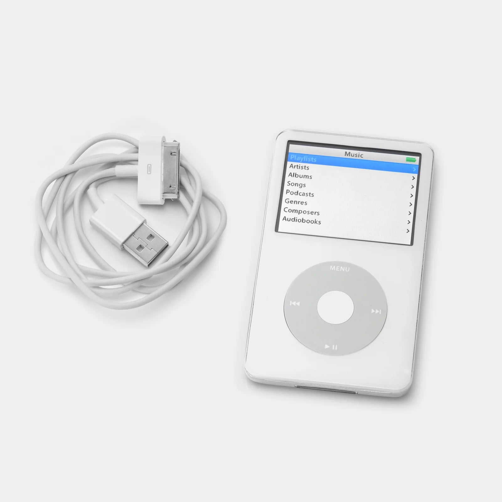 APPLE IPOD (5TH GENERATION) WHITE MP3 PLAYER