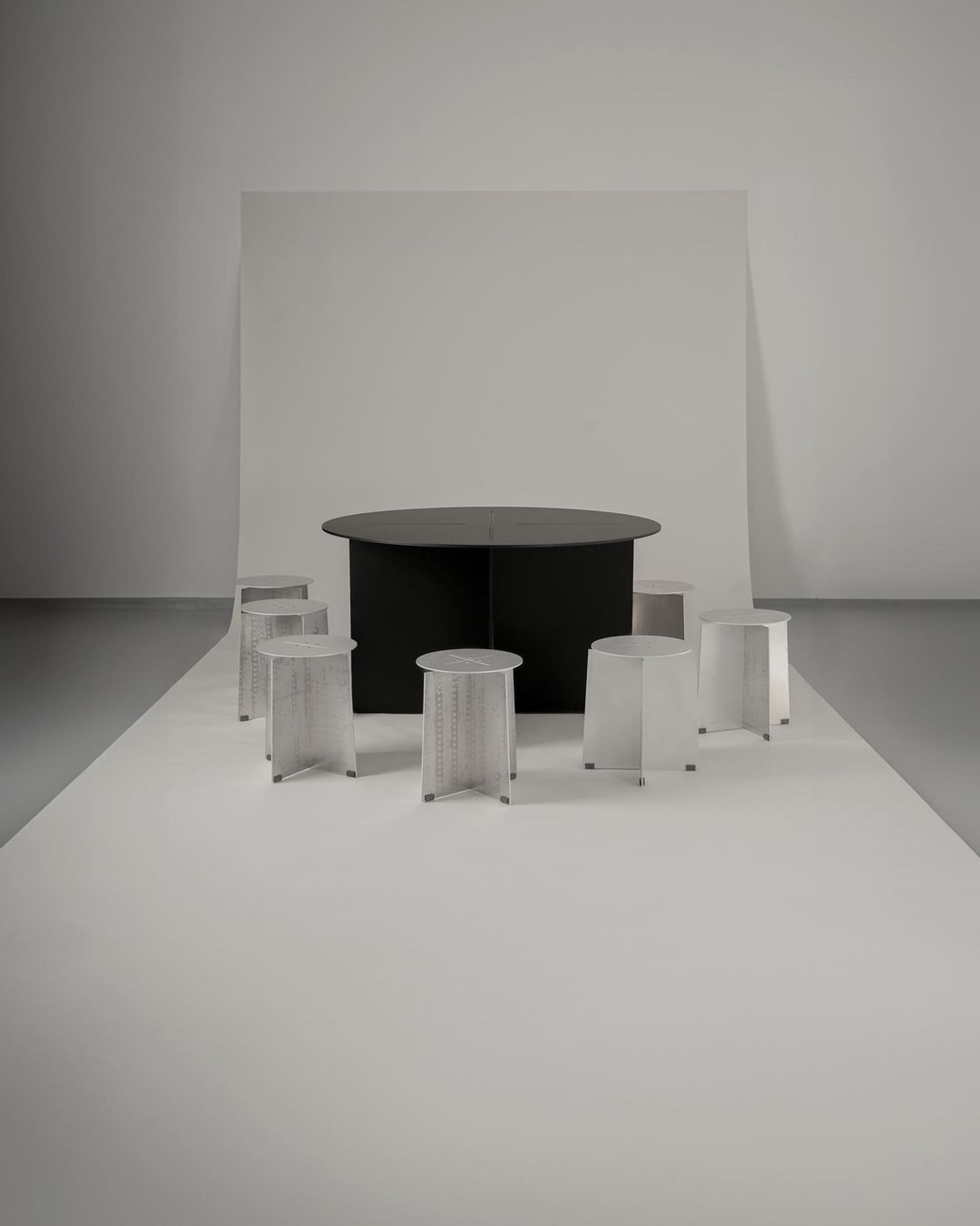 SINUS TABLE