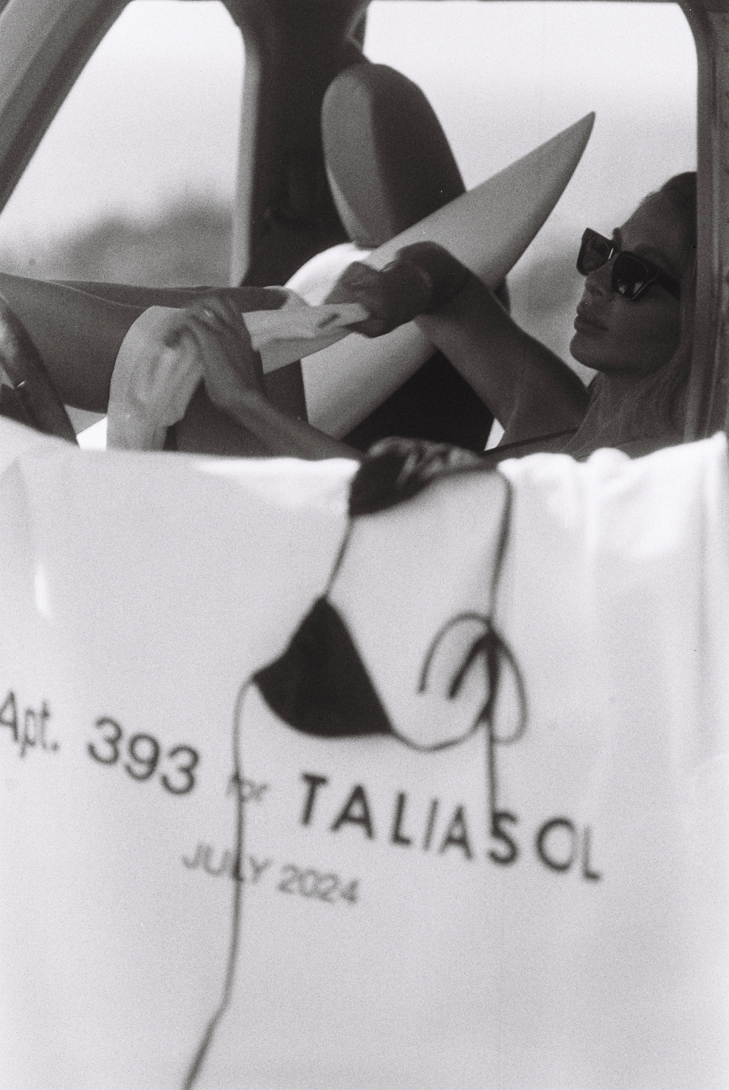 Top Elle Black - Apt. 393 for TALIA SOL