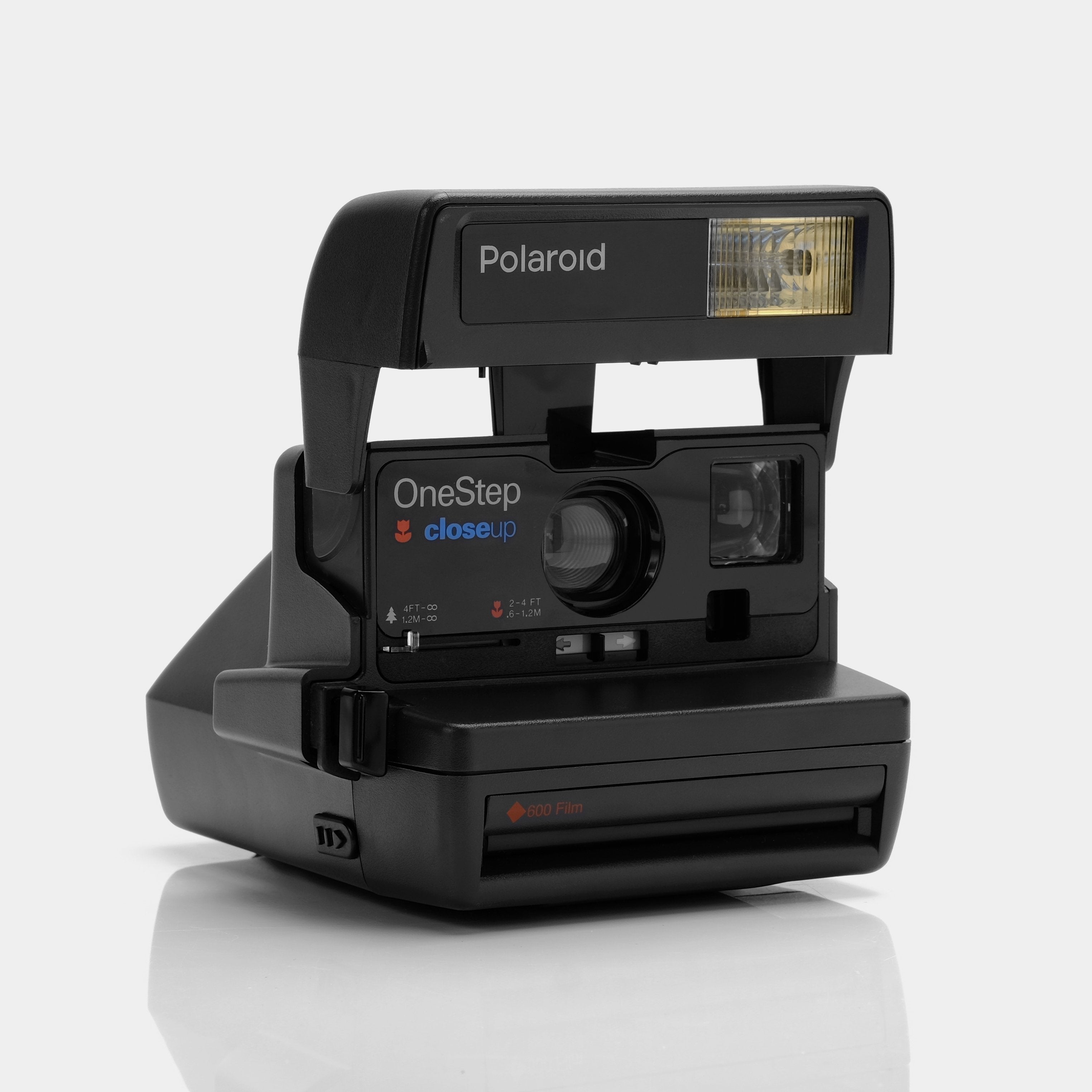 POLAROID 600 CLOSE UP INSTANT FILM CAMERA