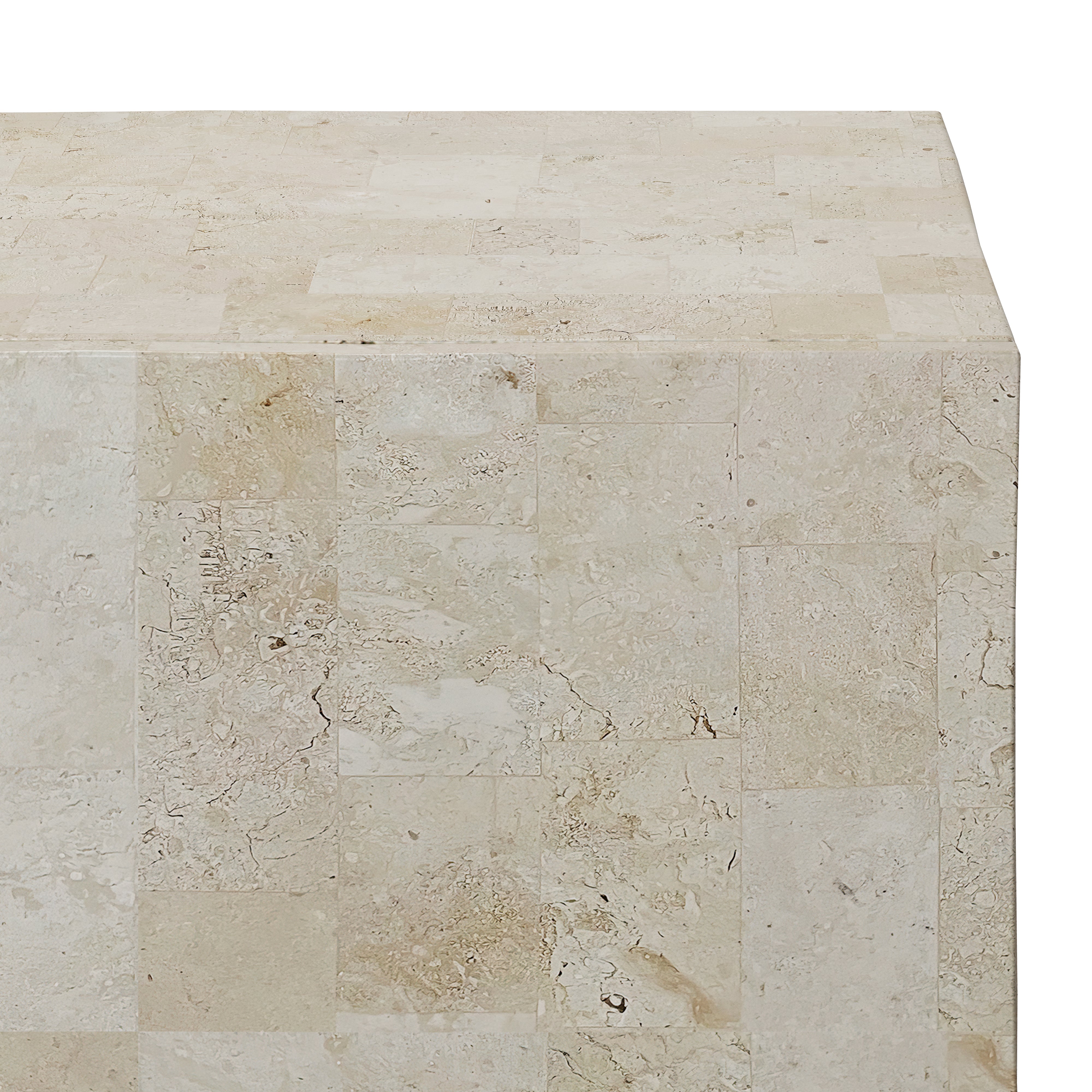 Miro Entertainment Unit, Large