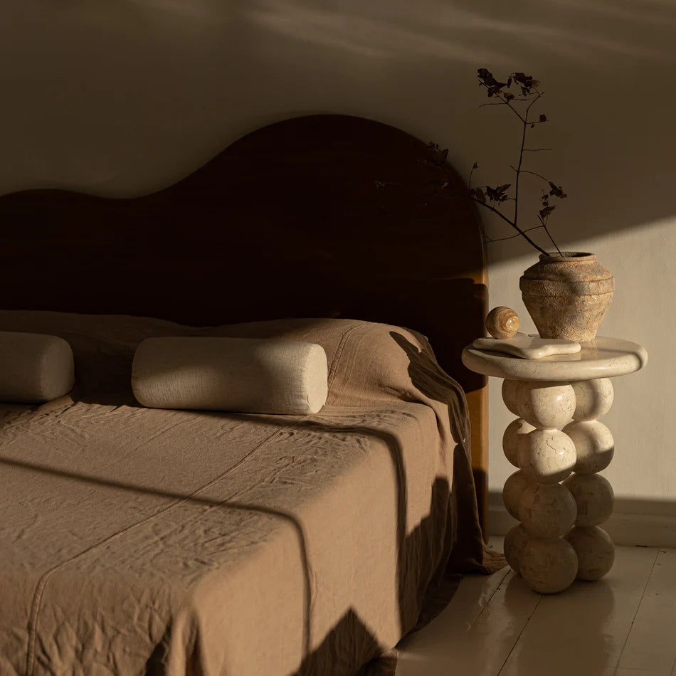 Perlas Side Table
